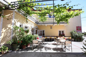 Hotels in Vremski Britof